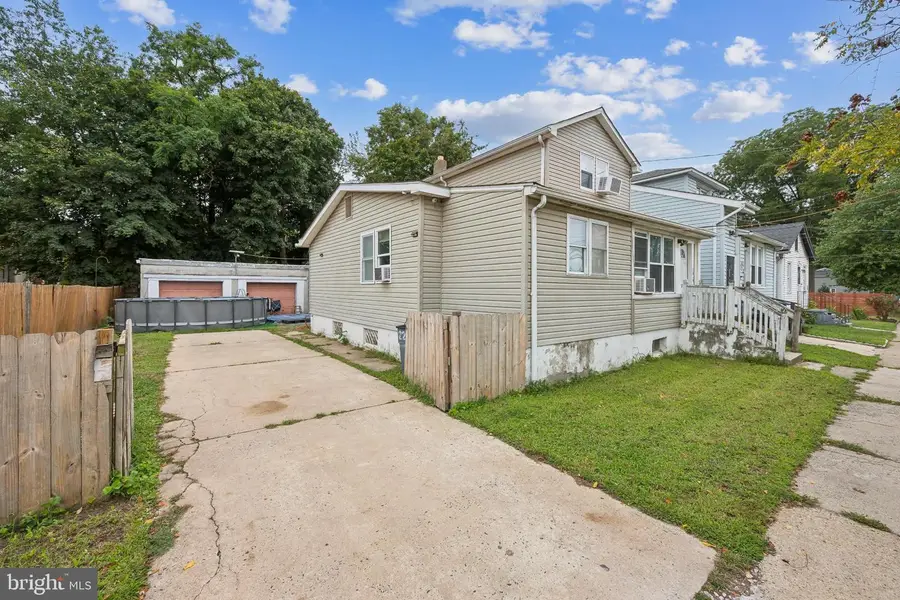 229 Parkinson, Hamilton, NJ 08609 - #3