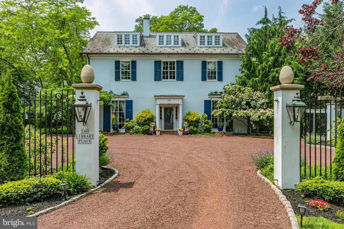 240 Library Pl, Princeton, NJ 08540 - #1