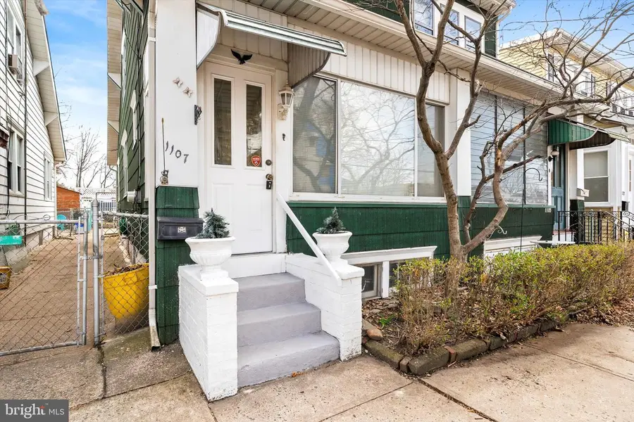 1107 Dayton St, Trenton, NJ 08610 - #3