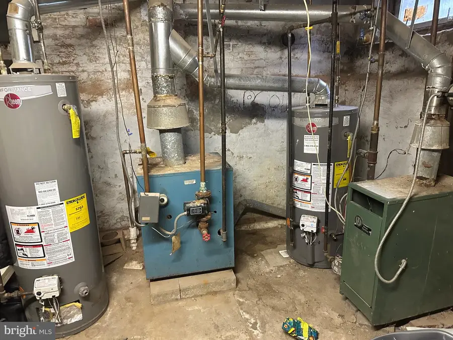 332 Elmer St, Trenton, NJ 08611 - #3