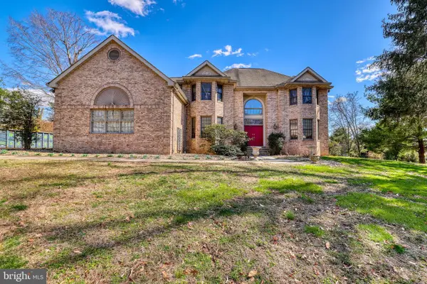 15 Scenic Dr, TRENTON, NJ 08628