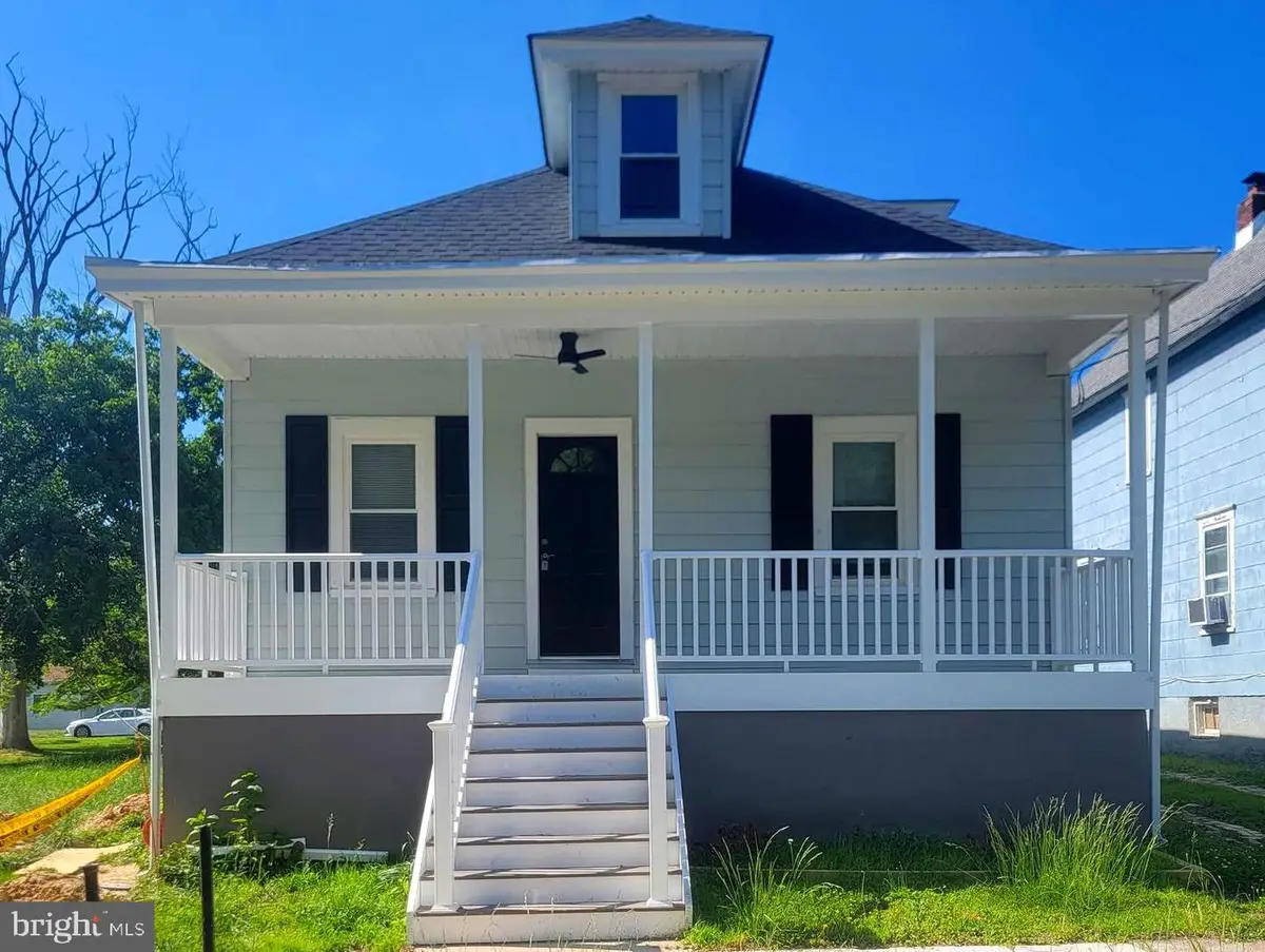 152 Lawn Park Ave, Trenton, NJ 08648 - #1