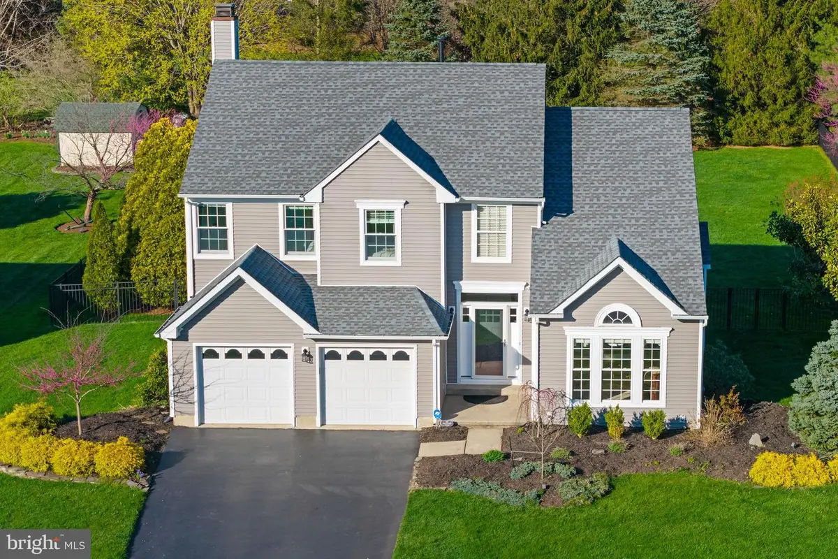 14 Honeysuckle Dr, Robbinsville, NJ 08691 - #1