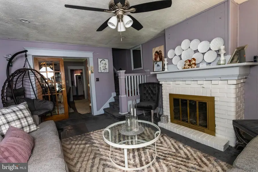 26 Columbia Ave, Trenton, NJ 08618 - #3