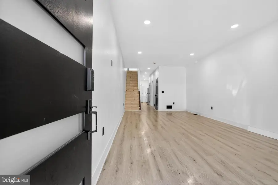 957 Martin Luther King Jr Blvd, Trenton, NJ 08638 - #2