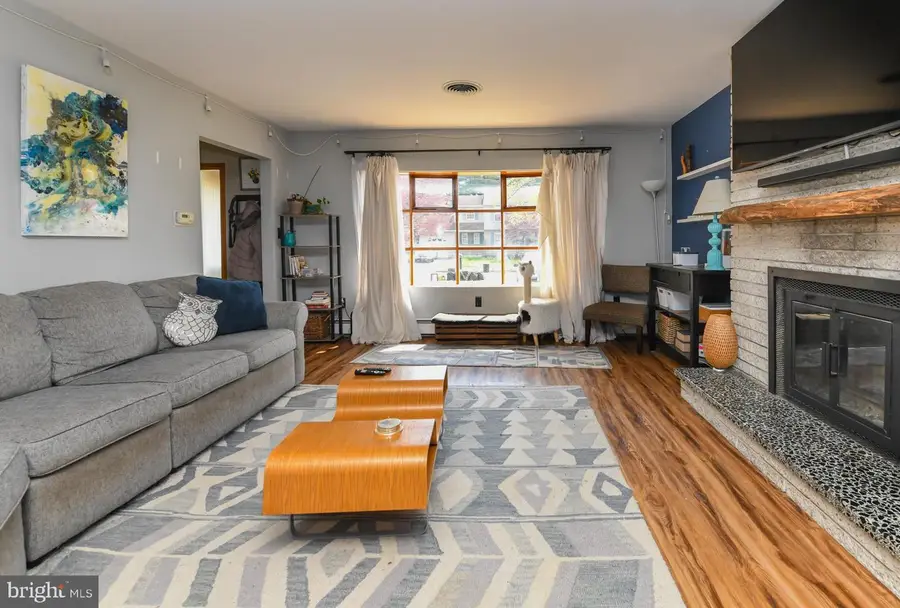 111 Atkins Ave, Hamilton, NJ 08610 - #2