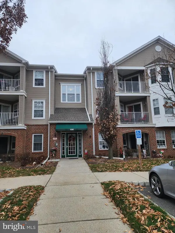 132 Mowat Cir, HAMILTON, NJ 08690