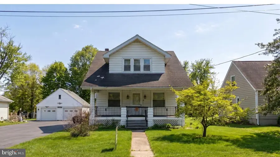 312 Monmouth St, Hightstown, NJ 08520 - #2