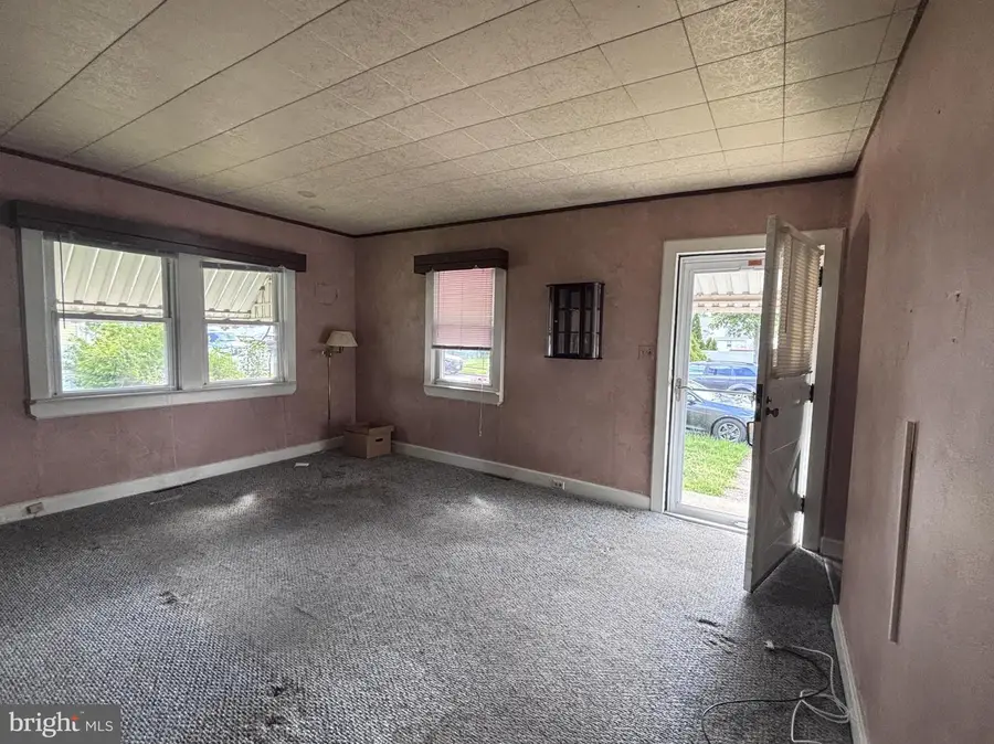 254 Watson Ave, Hamilton, NJ 08610 - #2