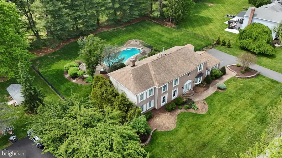 49 Saratoga Dr, West Windsor, NJ 08550 - #3
