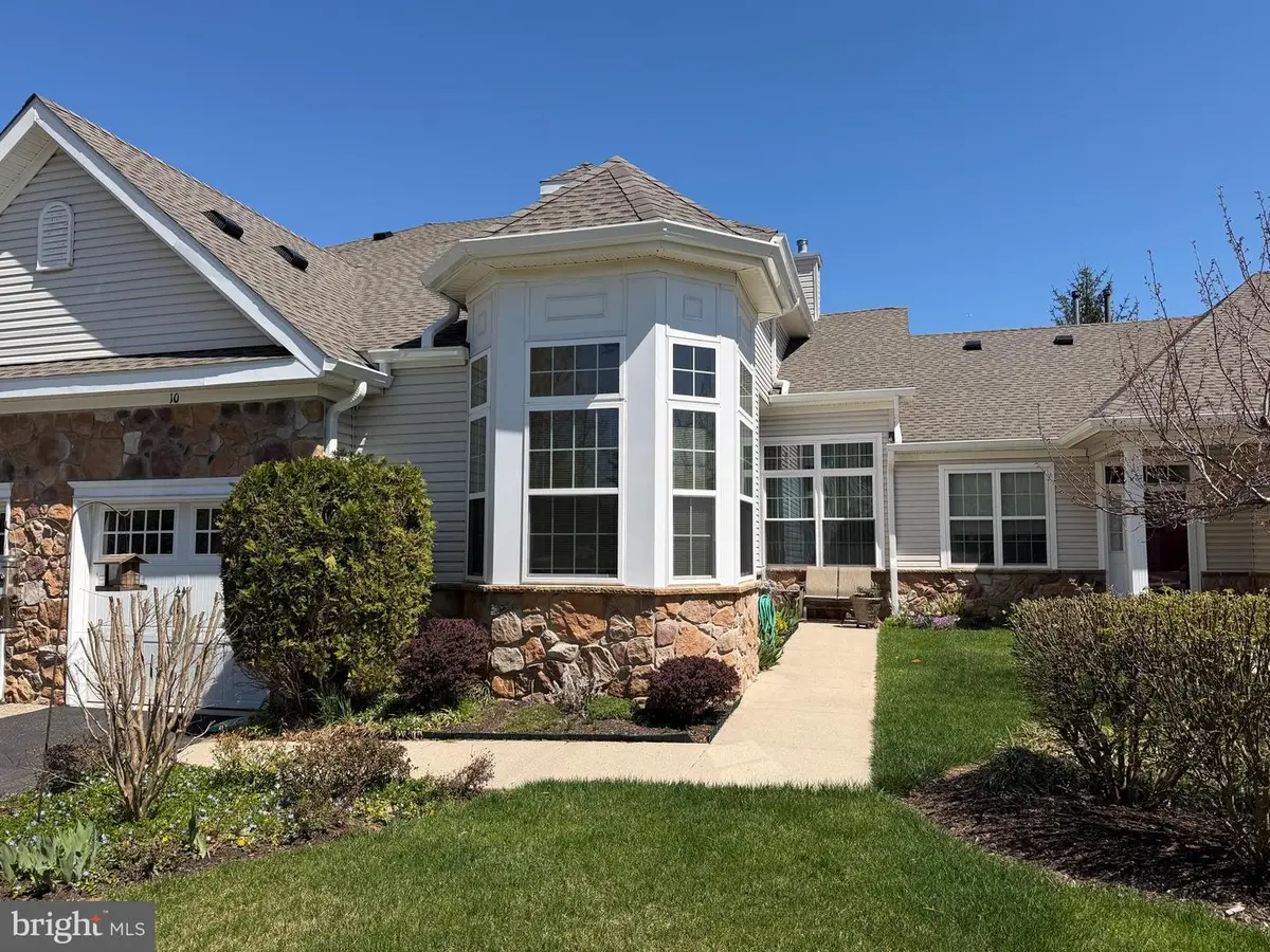 10 Dickens Dr #int, Lawrenceville, NJ 08648 - #1