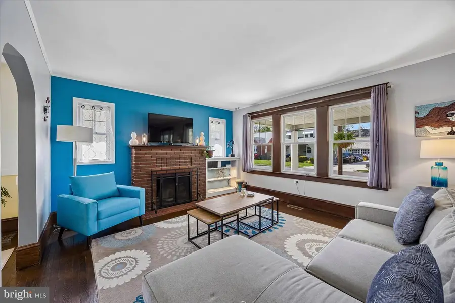 530 Greenway Ave, Ewing, NJ 08618 - #3