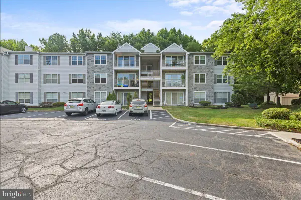 10 Aspen Ct #3rd Floor, TRENTON, NJ 08619