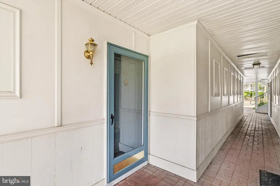 41 Cheverny Ct, Hamilton, NJ 08619 - #3