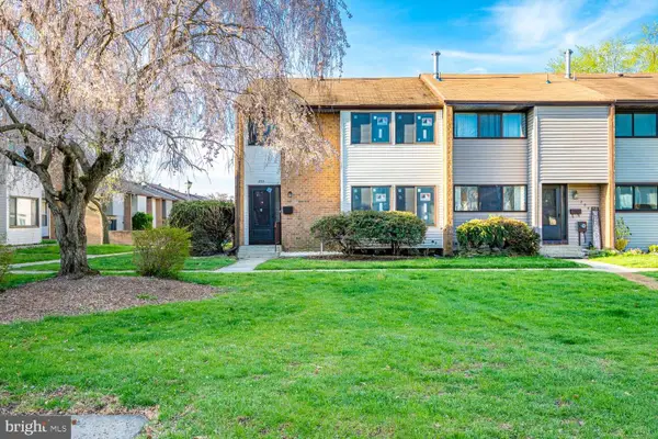 203 Canterbury Ct, HIGHTSTOWN, NJ 08520