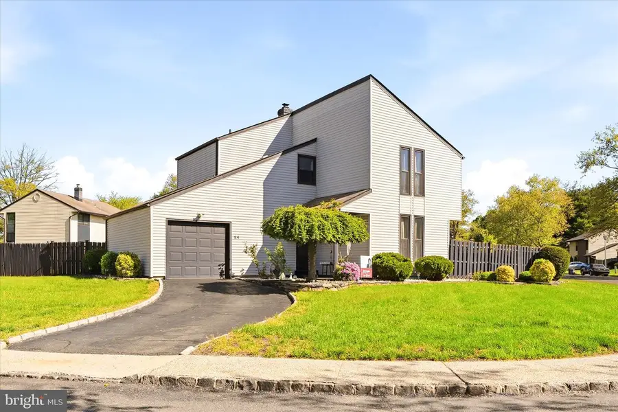 24 Robertson Rd, East Windsor, NJ 08520 - #2