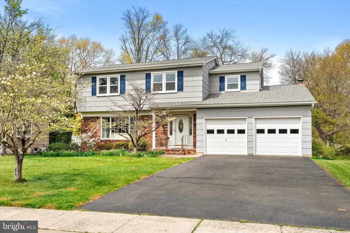 88 Kino Blvd, Hamilton, NJ 08619 - #1