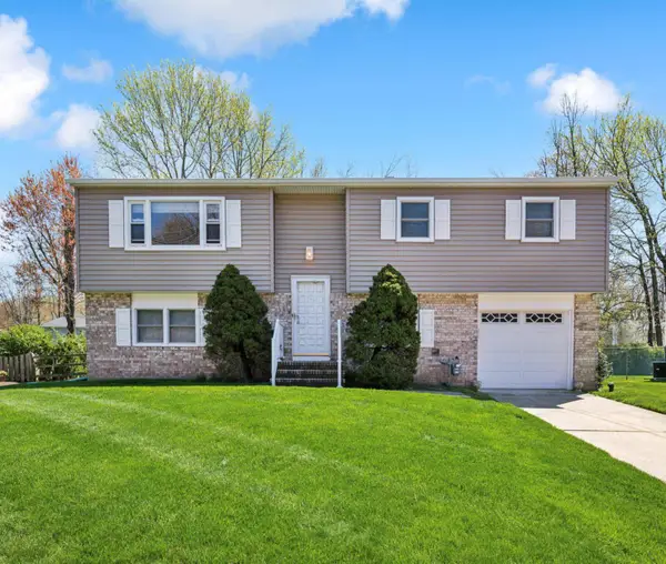 399 Green Ln, EWING, NJ 08638