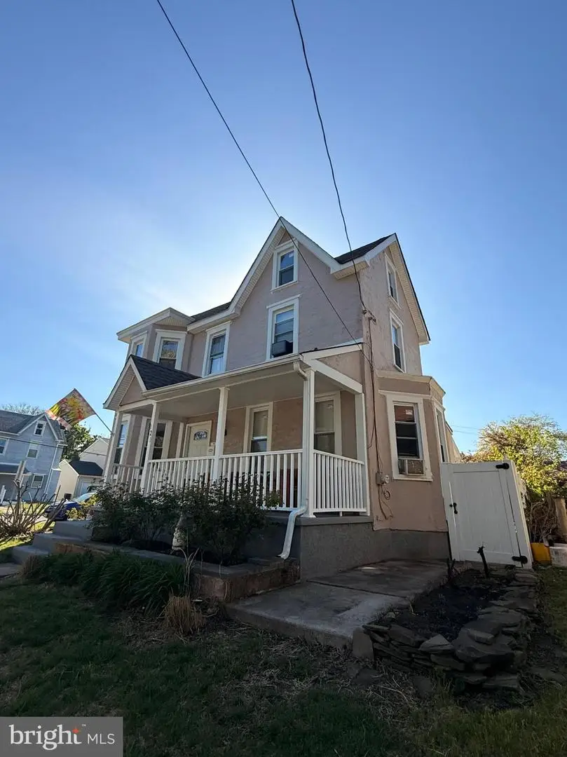 121 W Park Ave, Hamilton, NJ 08610 - #1