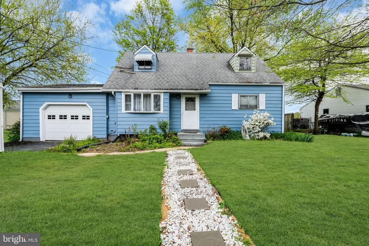15 Francine Dr, Trenton, NJ 08610 - #1