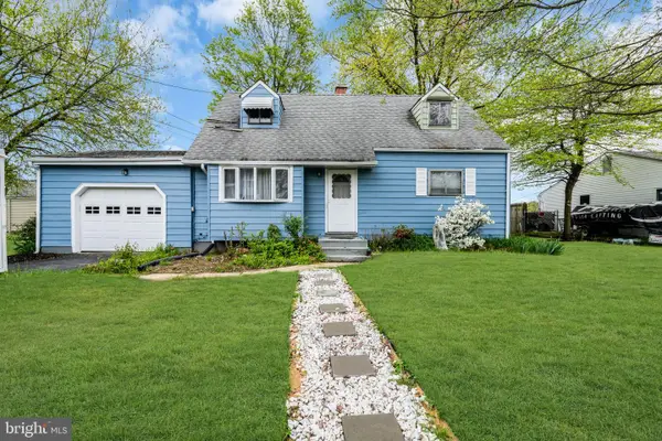 15 Francine Dr, TRENTON, NJ 08610