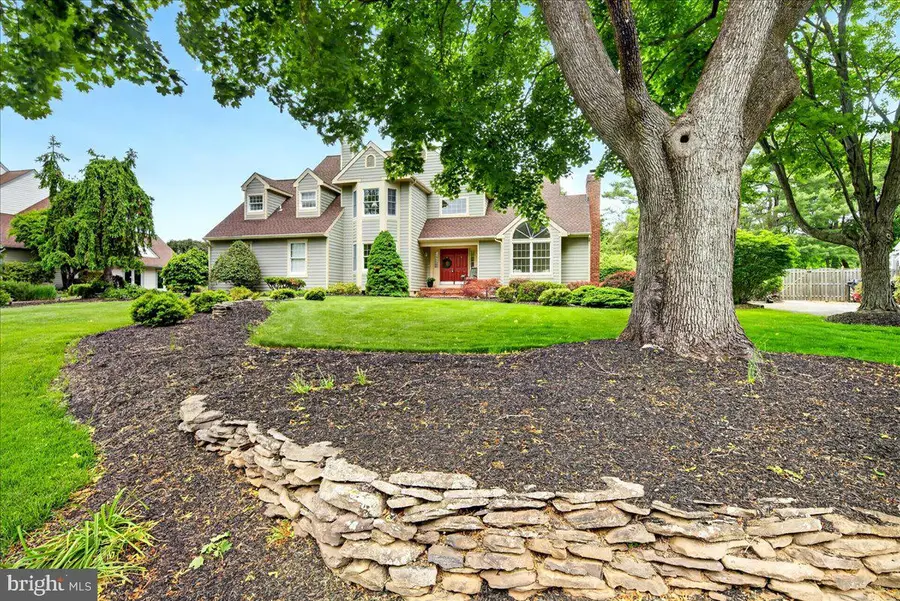 28 Baldwin St, Pennington, NJ 08534 - #2