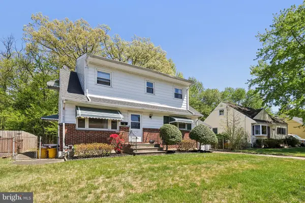 61 Wickom Ave, HAMILTON, NJ 08690