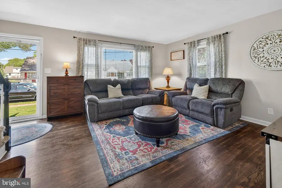 83 Unwin Dr, Hamilton, NJ 08610 - #3