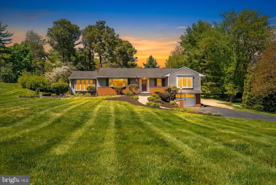 6 State Park Dr, Titusville, NJ 08560 - #2