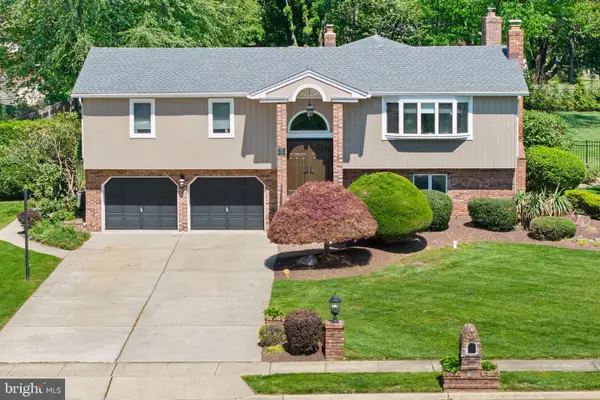 33 E Acres Dr, HAMILTON, NJ 08620