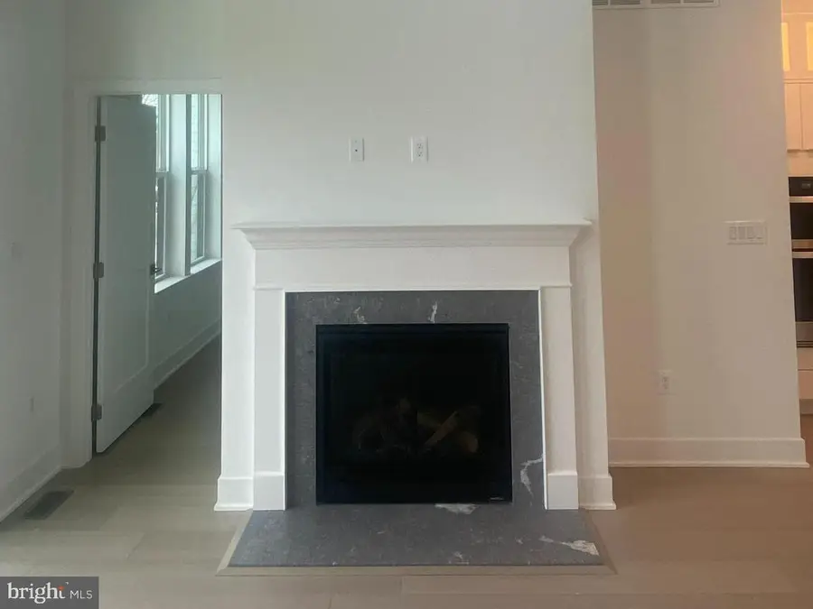5 Holtz Way, West Windsor, NJ 08550 - #3