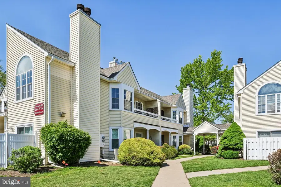 18 Dennis Ct, Hightstown, NJ 08520 - #2
