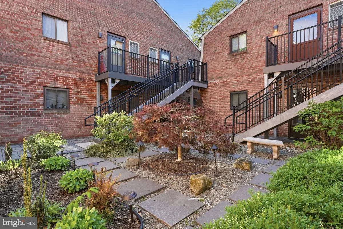 702 Meadow Woods Ln, Lawrence, NJ 08648 - #1