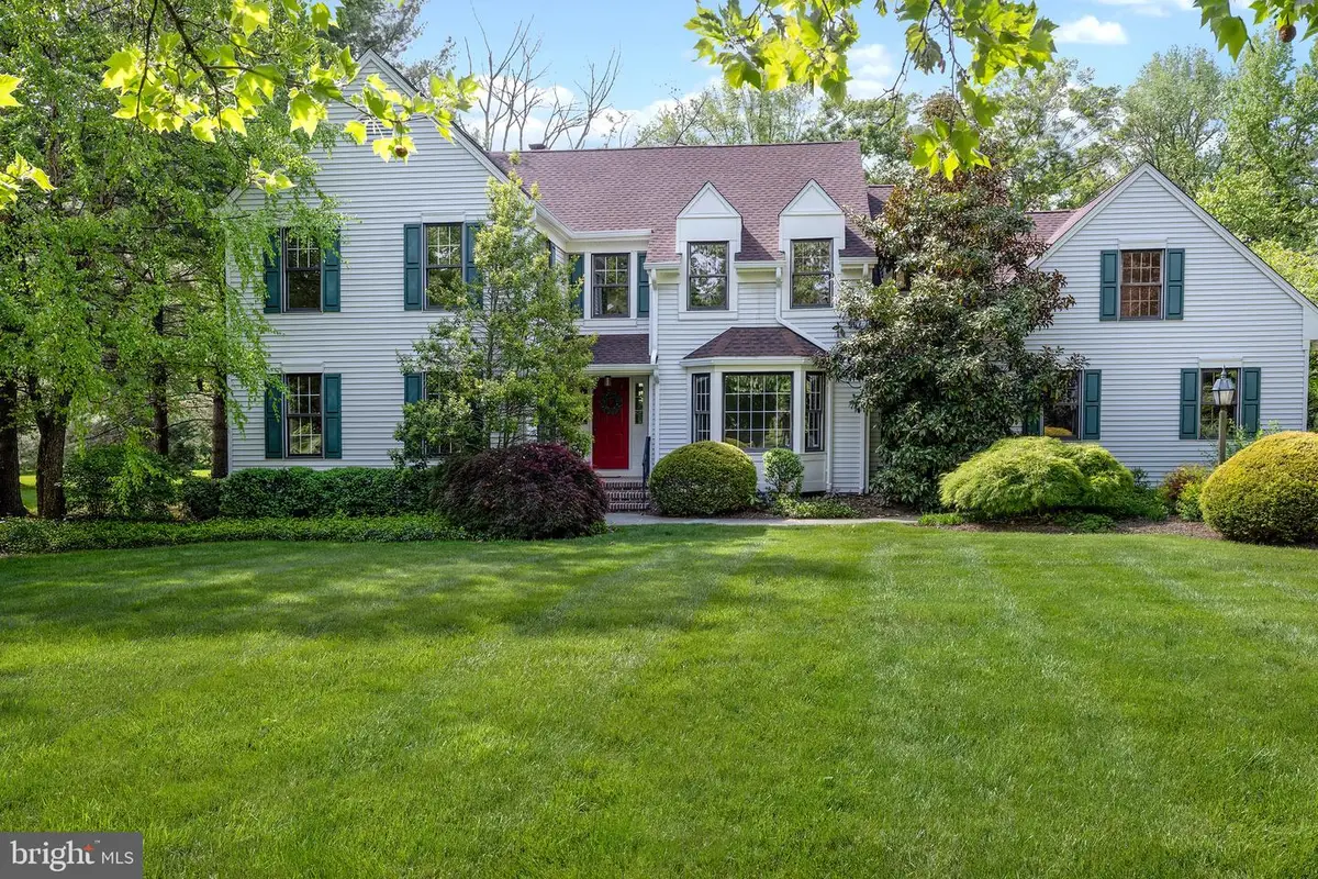 1 Buckingham Dr, Princeton, NJ 08540 - #1