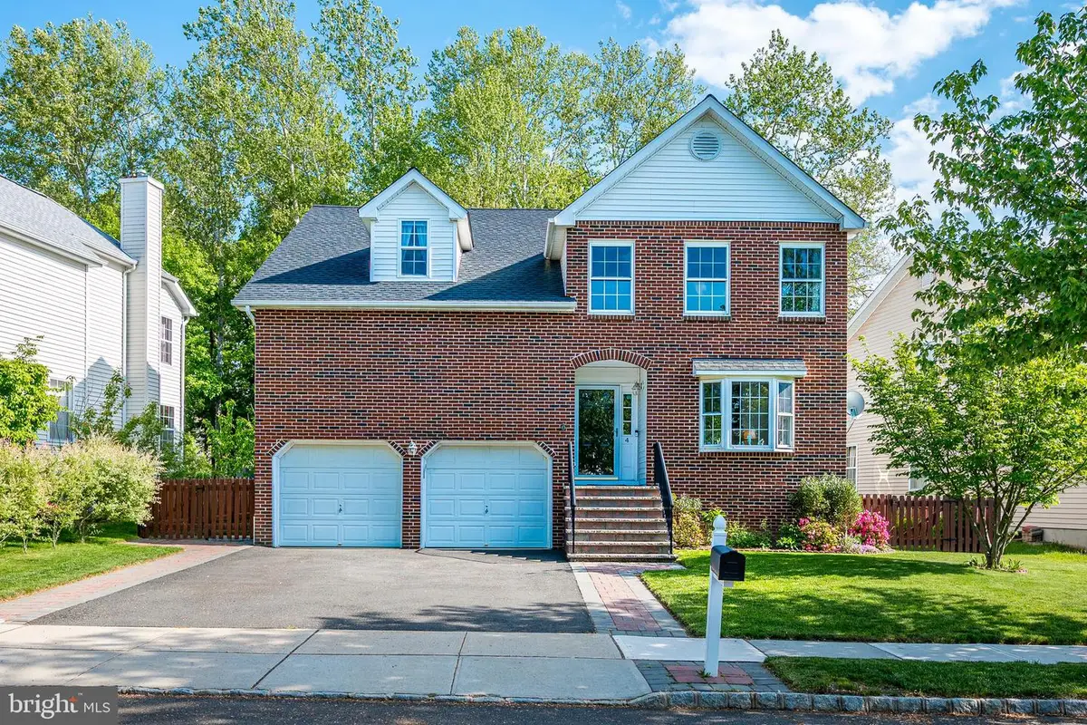 4 Marchesi Dr, Lawrence, NJ 08648 - #1