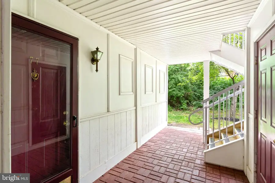 77 Cheverny Ct, Hamilton, NJ 08619 - #3