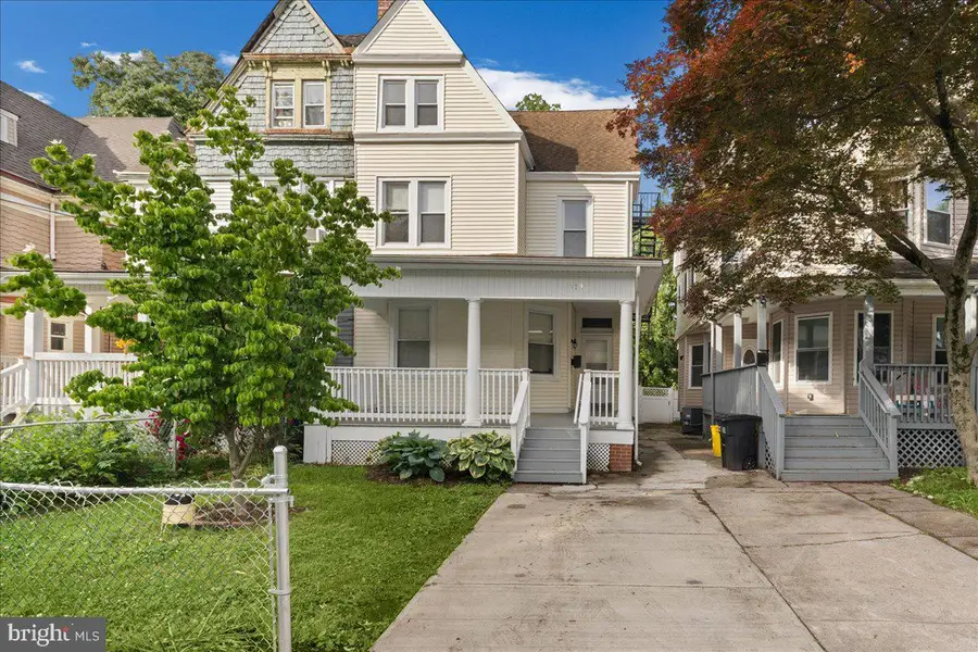 919 Carteret Ave, Trenton, NJ 08618 - #2