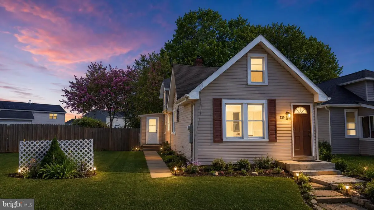 128 Magowan Ave, Trenton, NJ 08619 - #1