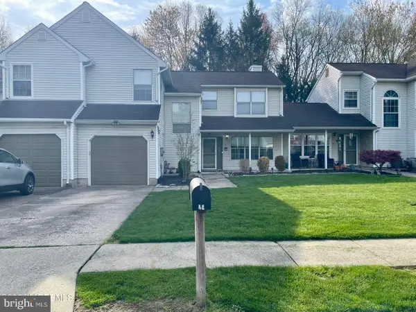 21 Evergreen, EAST WINDSOR, NJ 08520