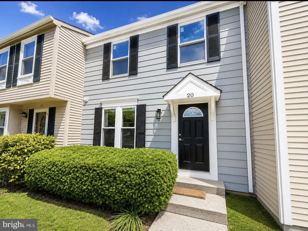 20 James Cubberly Ct, Hamilton, NJ 08610 - #1