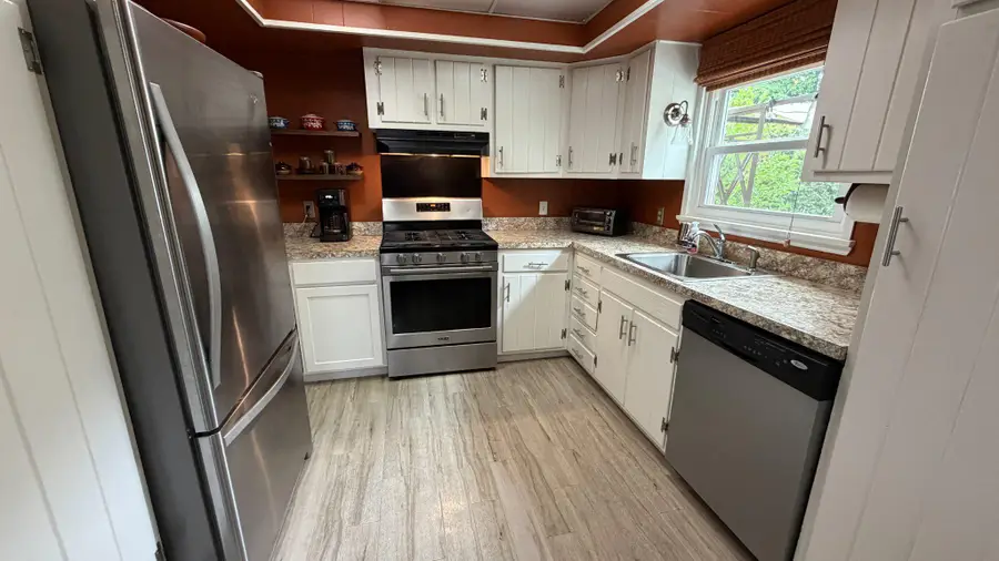 54 Finley Ave, Hamilton, NJ 08610 - #2
