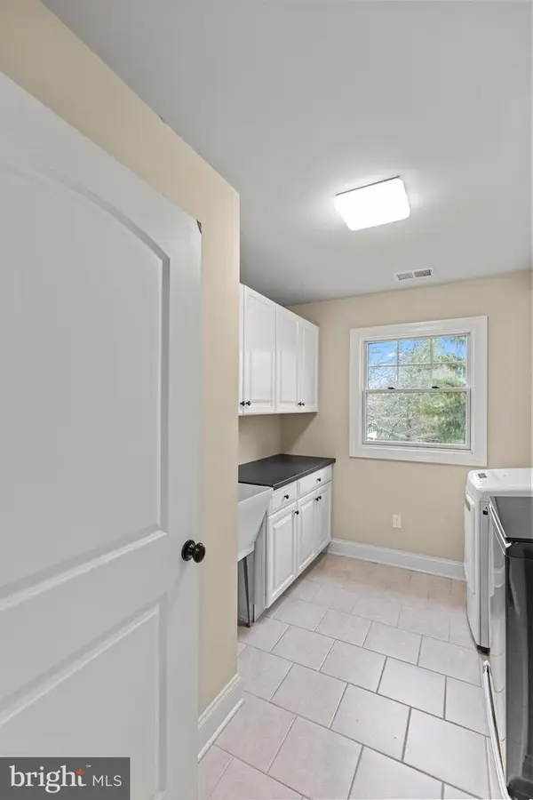 9 Harriet Dr, PRINCETON, NJ 08540