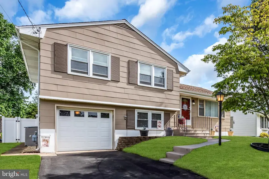 63 Valley View Rd, Hamilton, NJ 08620 - #3