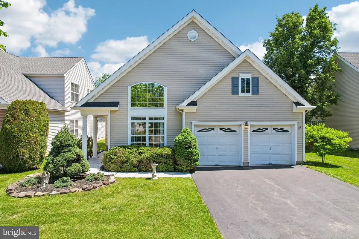 21 Pinflower La, Princeton Junction, NJ 08550 - #1