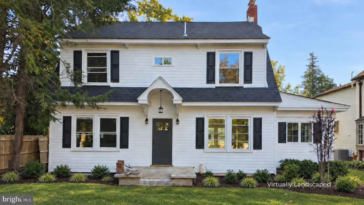 2082 Pennington Rd, Ewing, NJ 08618 - #1