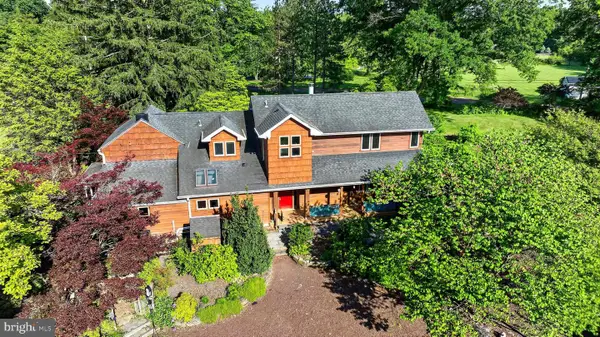 498 Perrineville, ROBBINSVILLE, NJ 08520
