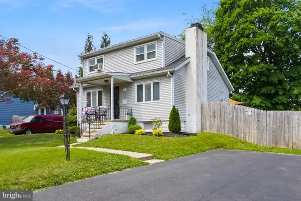 61 Mcadoo Ave, HAMILTON, NJ 08619