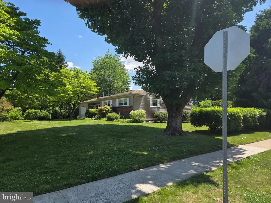107 Upper Ferry Rd, Ewing, NJ 08628 - #3