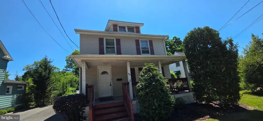 246 Franklin St, Hightstown, NJ 08520 - #2