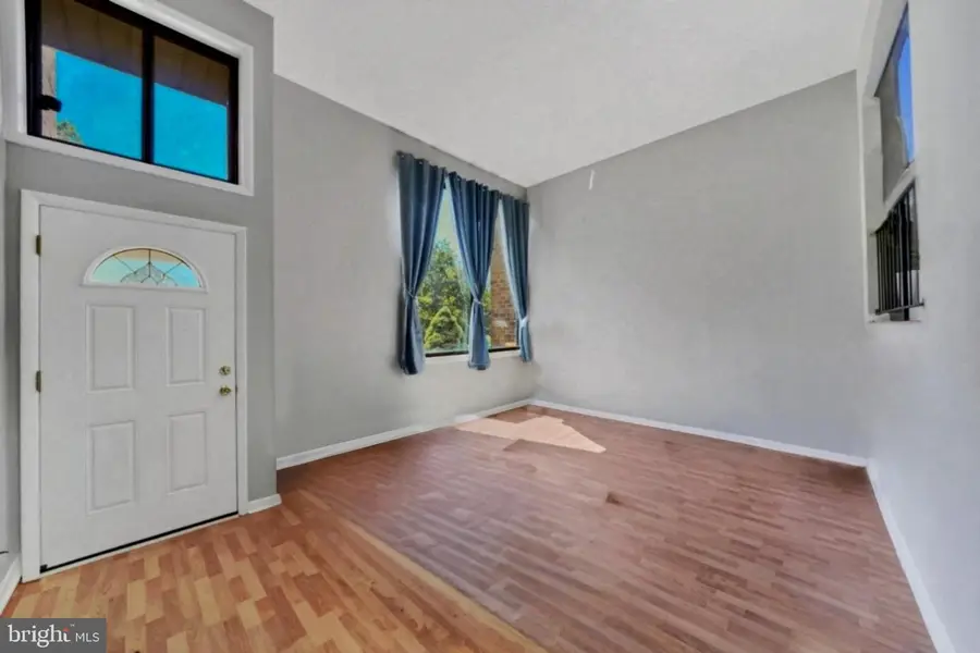 363 Iverson Pl, Hightstown, NJ 08520 - #2